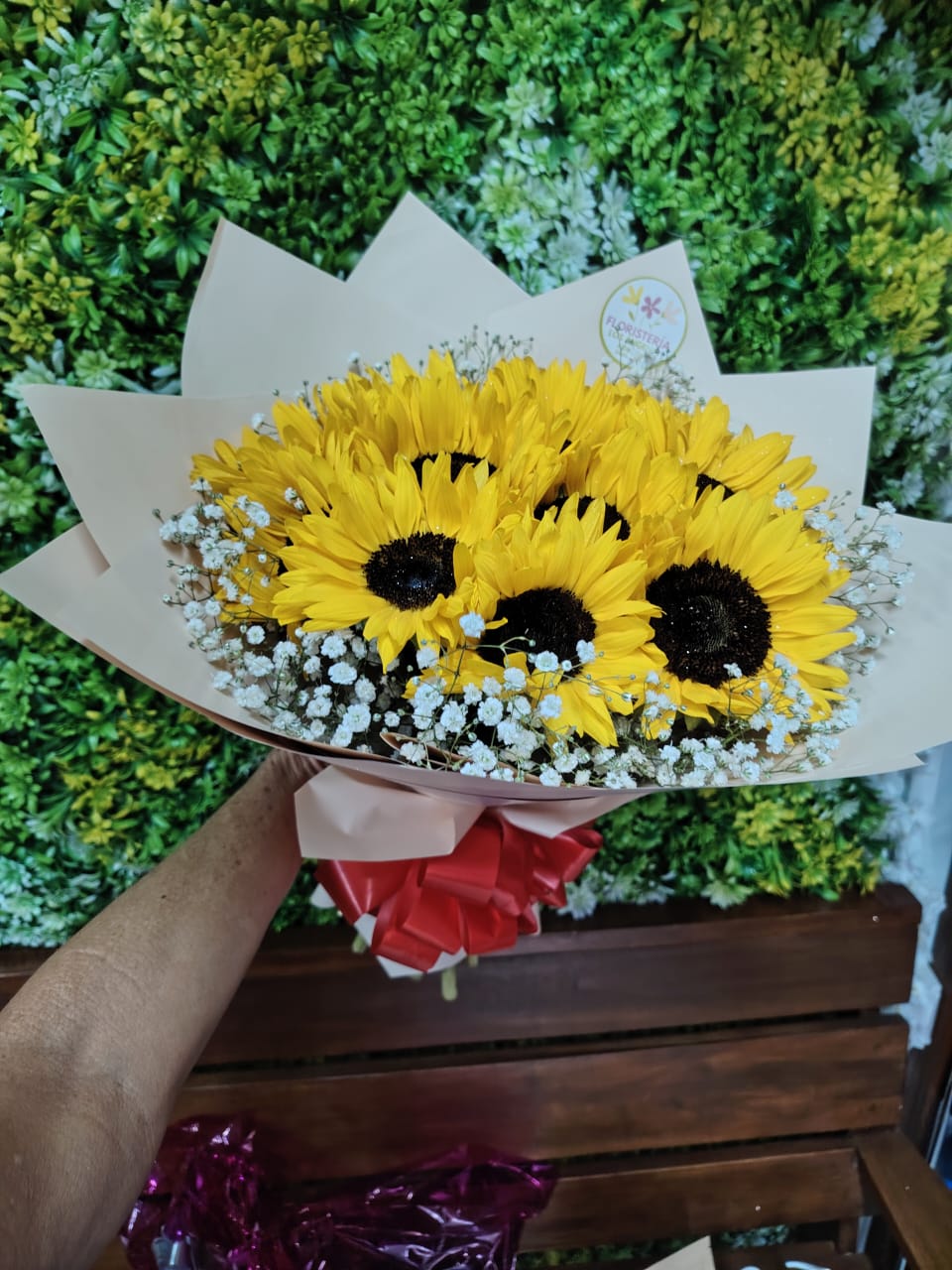 Ramo de girasoles amarillos de Floristería Los Ángeles